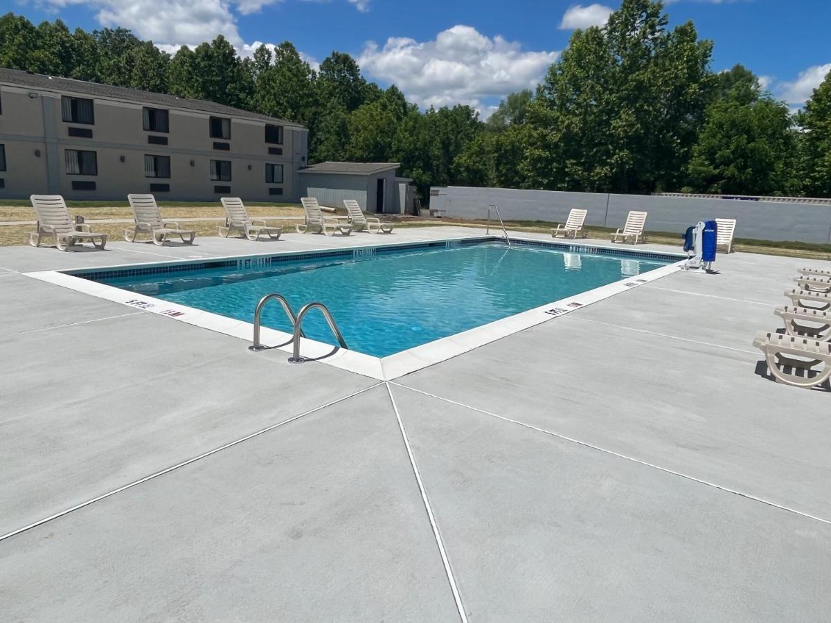 Ramada By Wyndham Allentown Bethlehem Esterno foto