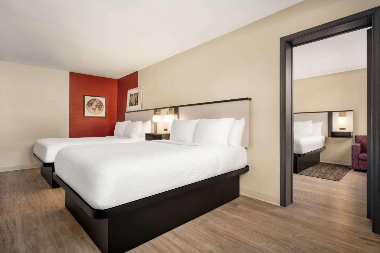 Ramada By Wyndham Allentown Bethlehem Esterno foto