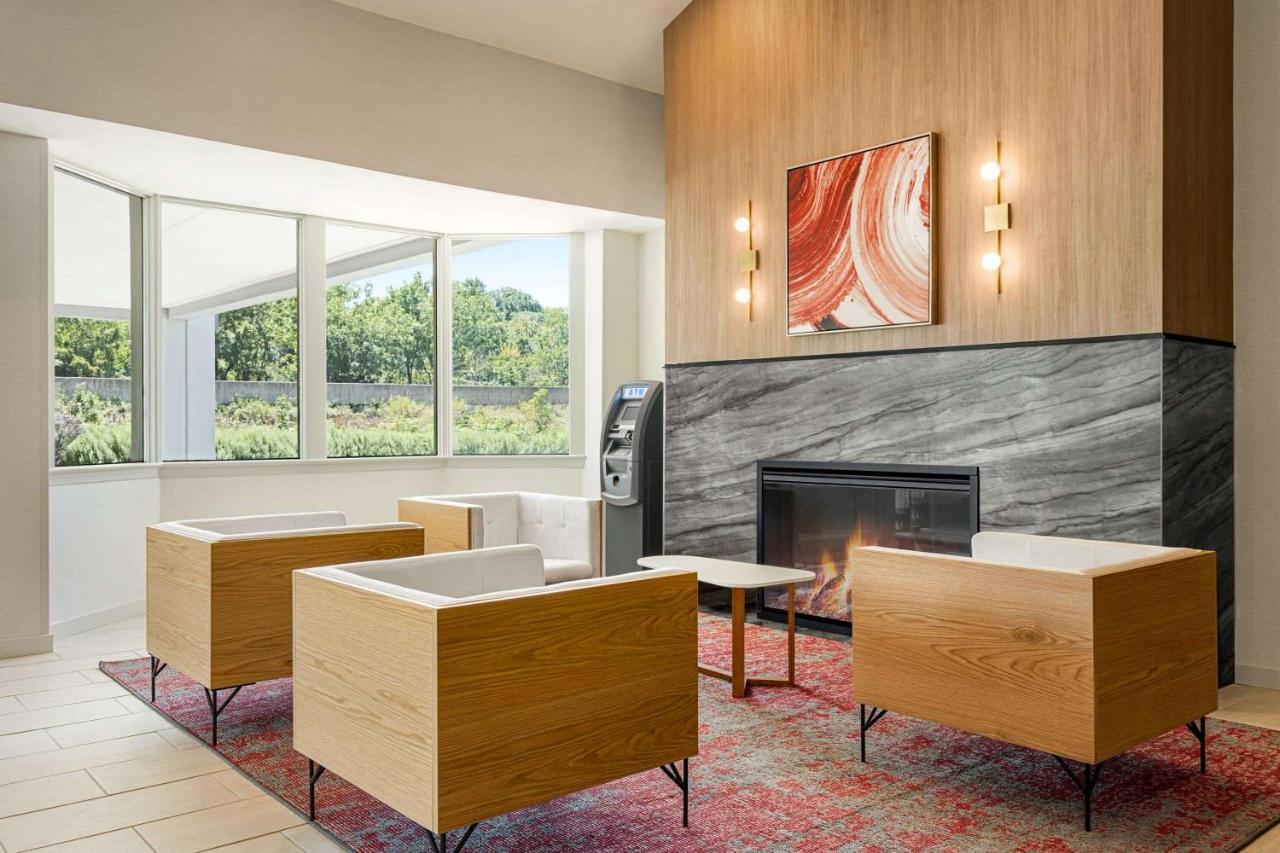 Ramada By Wyndham Allentown Bethlehem Esterno foto