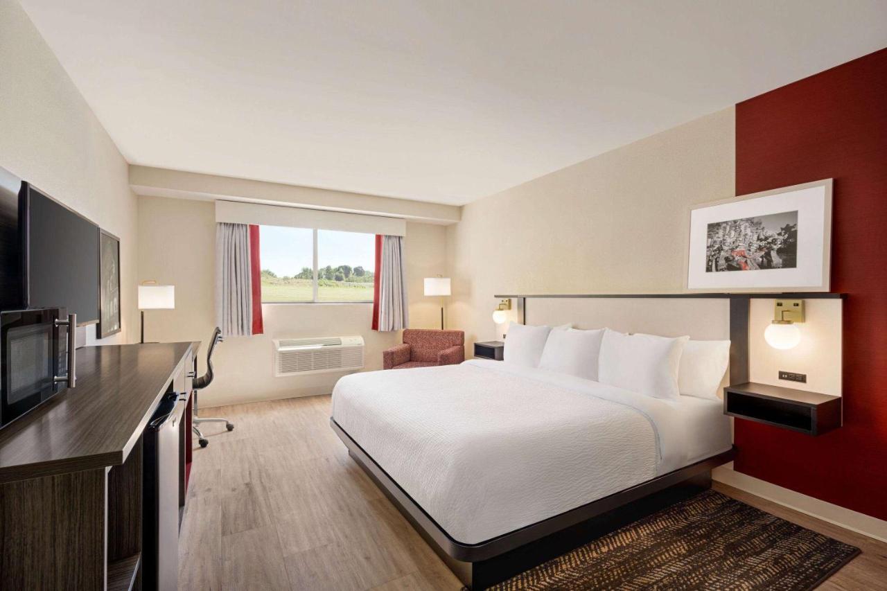 Ramada By Wyndham Allentown Bethlehem Esterno foto