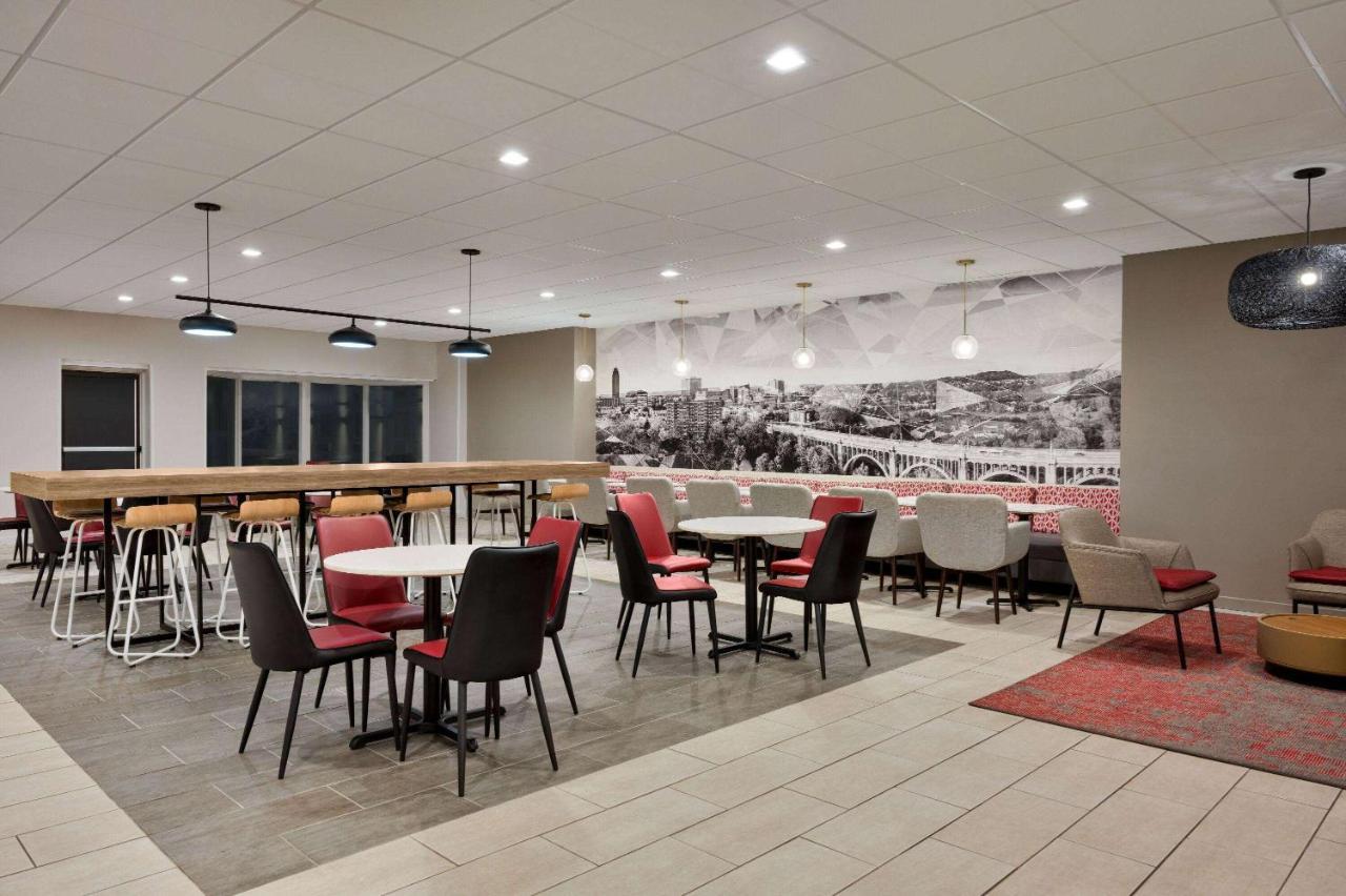 Ramada By Wyndham Allentown Bethlehem Esterno foto